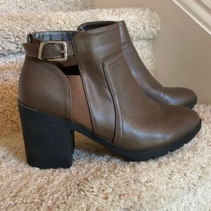 Brown ankle boots